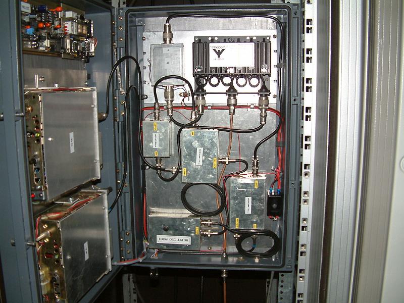 Het binnenwerk van PI6DZL (3).JPG